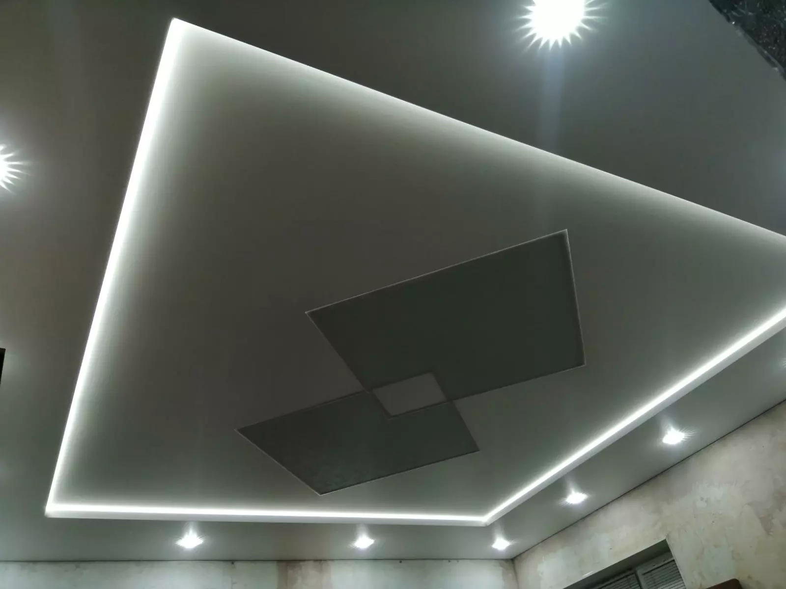 Ханты-Мансийск, Калинина, 40, фото 1