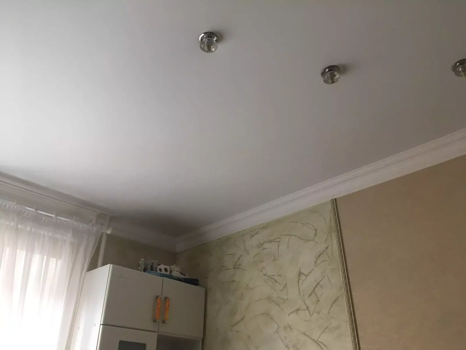 Матовый натяжной потолок в квартиру — Новосибирск, Гоголя, 33/1, фото 3
